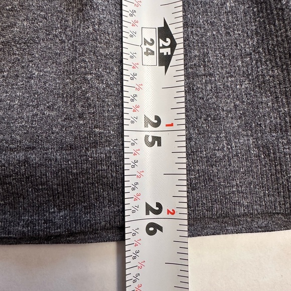 Lululemon Shirt Women's 6 Heathered Gray Swiftly Tech Long-Sleeve 2.0 Hip Length - Picture 9 of 9
